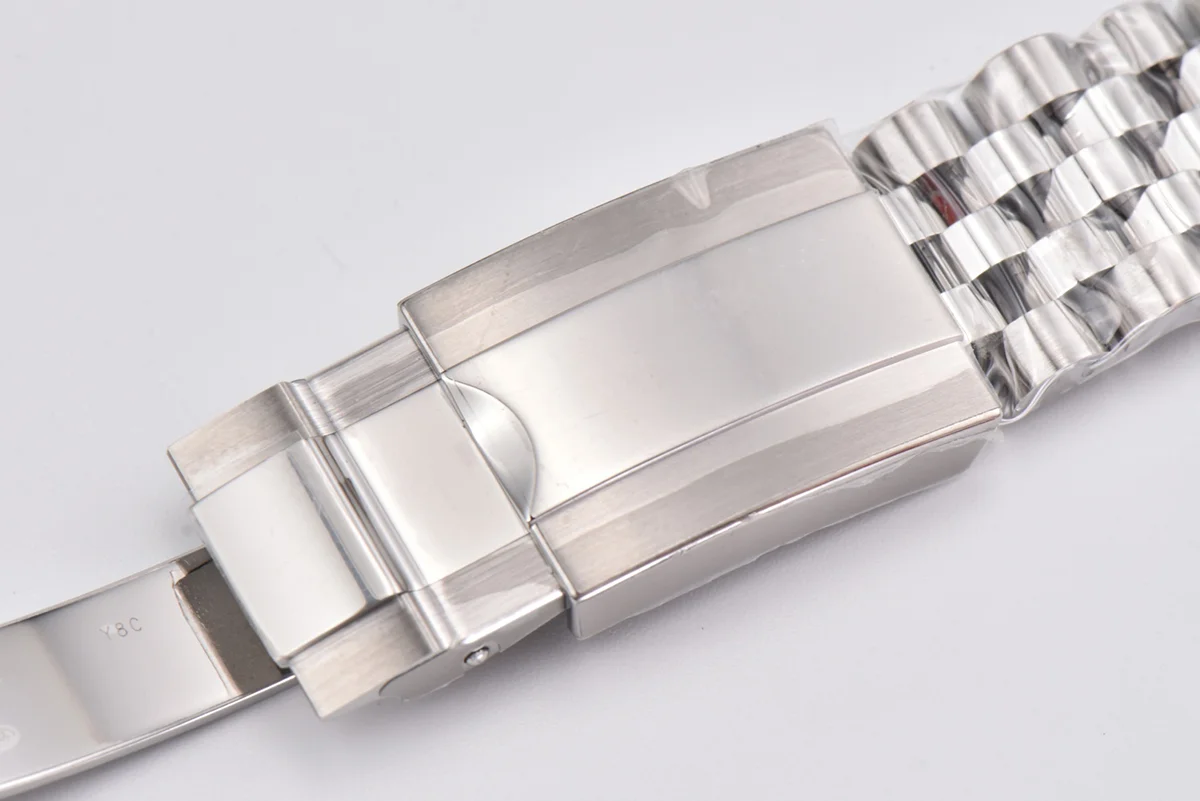 GMT Master II 126720VTNR on Jubilee Bracelet