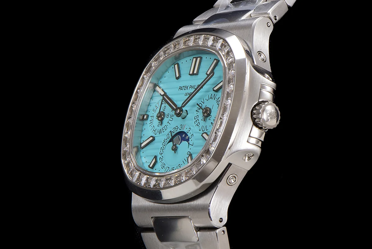 Nautilus 5740 Tiffany Blue Dial with Diamond Bezel in Steel