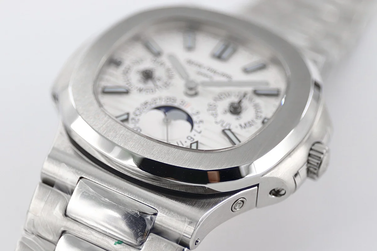 Nautilus 5740 White Dial in Steel