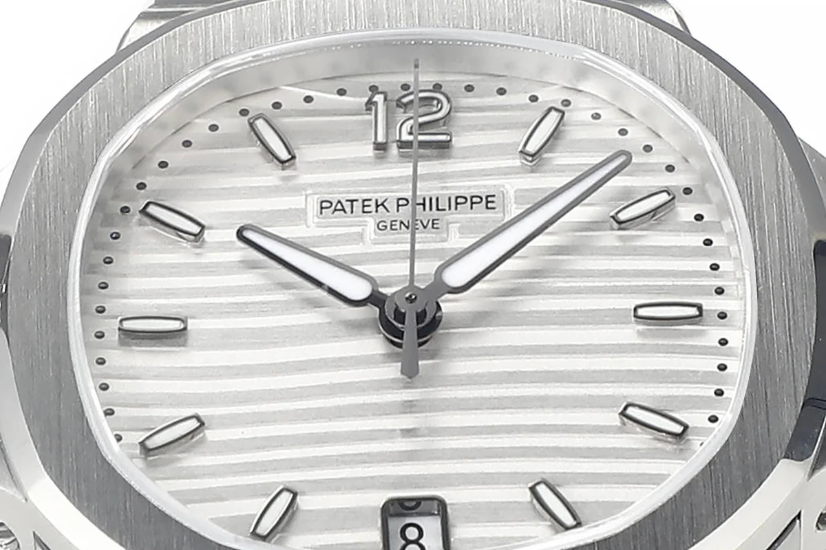 Nautilus 7118/1A-010 White Dial