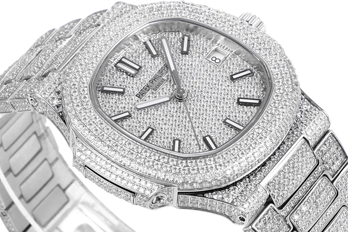 Nautilus Jumbo 5711 Diamond Dial with Diamond Bezel with Paved Diamonds in White Gold