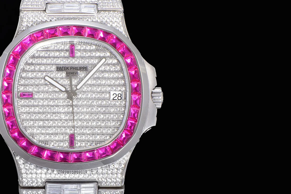 Nautilus Jumbo 5711 Diamond Dial with Pink Diamond Bezel in Paved Diamonds