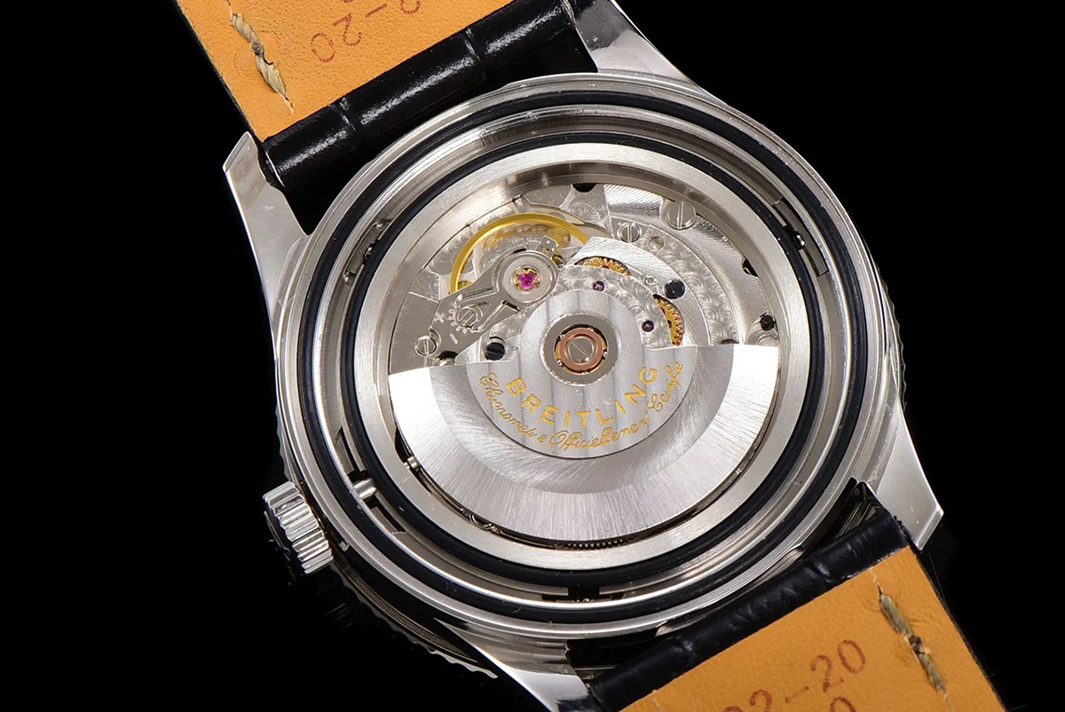 Navitimer Automatic 41 Black and White Dial in Steel