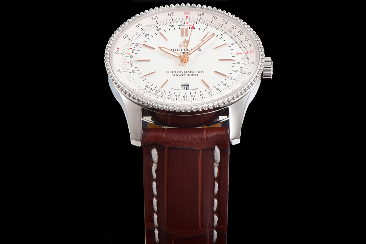 Navitimer Automatic 41 White Dial in Steel