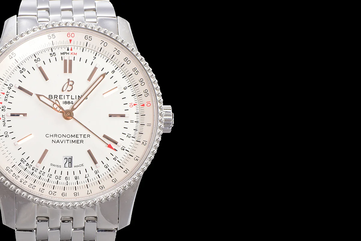 Navitimer Automatic 41 White Dial in Steel on Bracelet Ref. A17326211G1A1