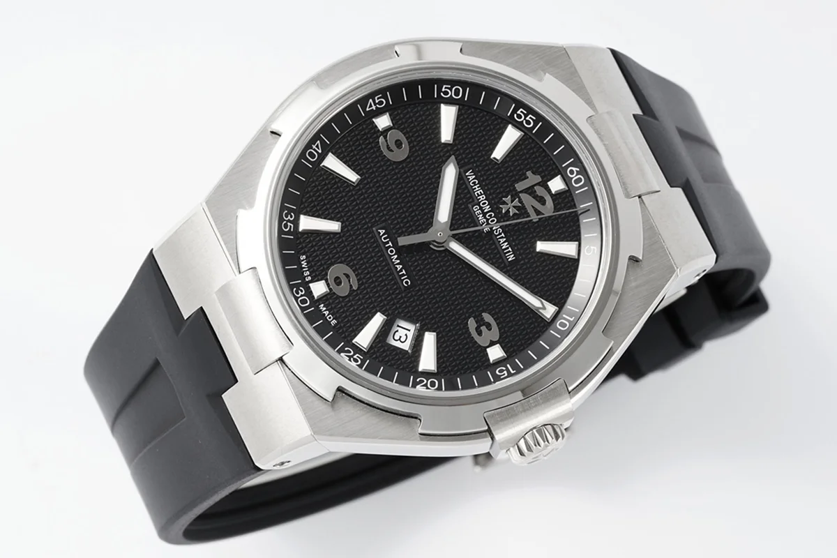 Overseas Automatic 47040 Black Dial in Steel on Rubber Strap
