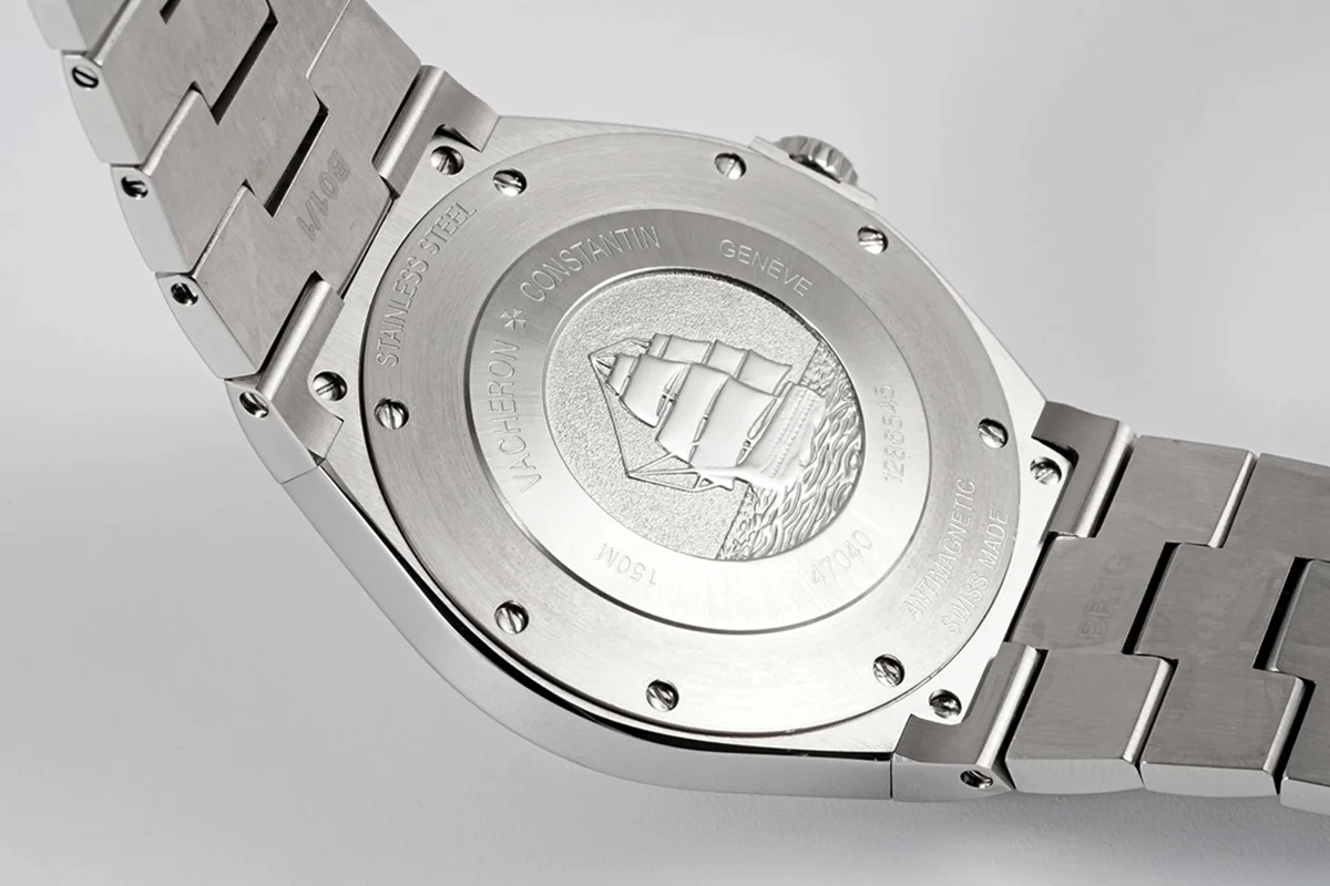 Overseas Automatic 47040 White Dial in Steel