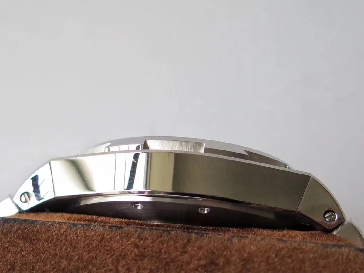 Overseas Dual Time Black Dial in Steel