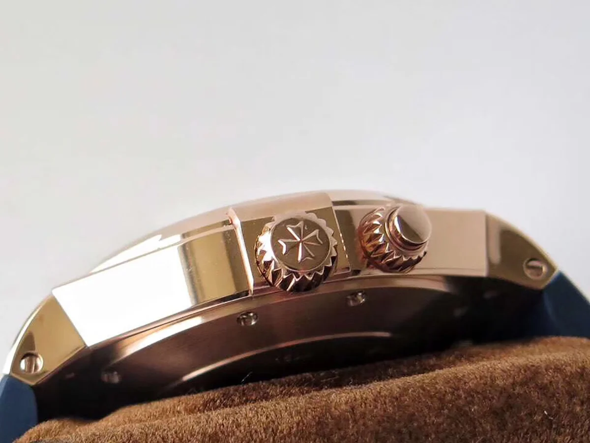 Overseas Dual Time Blue Dial in Rose Gold on Rubber Strap