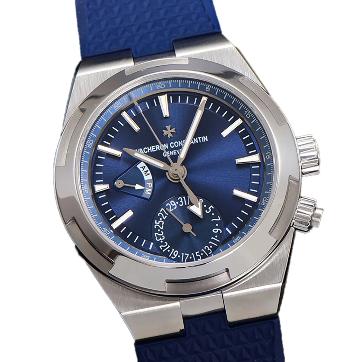 Overseas Dual Time Blue Dial in Steel Ref. 7900V/110A-B334 on Rubber Strap