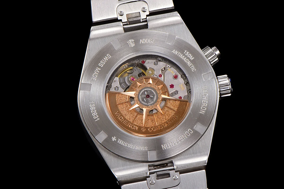Overseas Dual Time White Dial in Steel Ref. 7900V/110A-B333