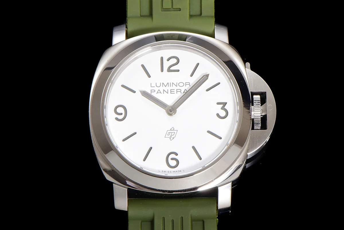 PAM1087 Luminor Base Logo 44mm