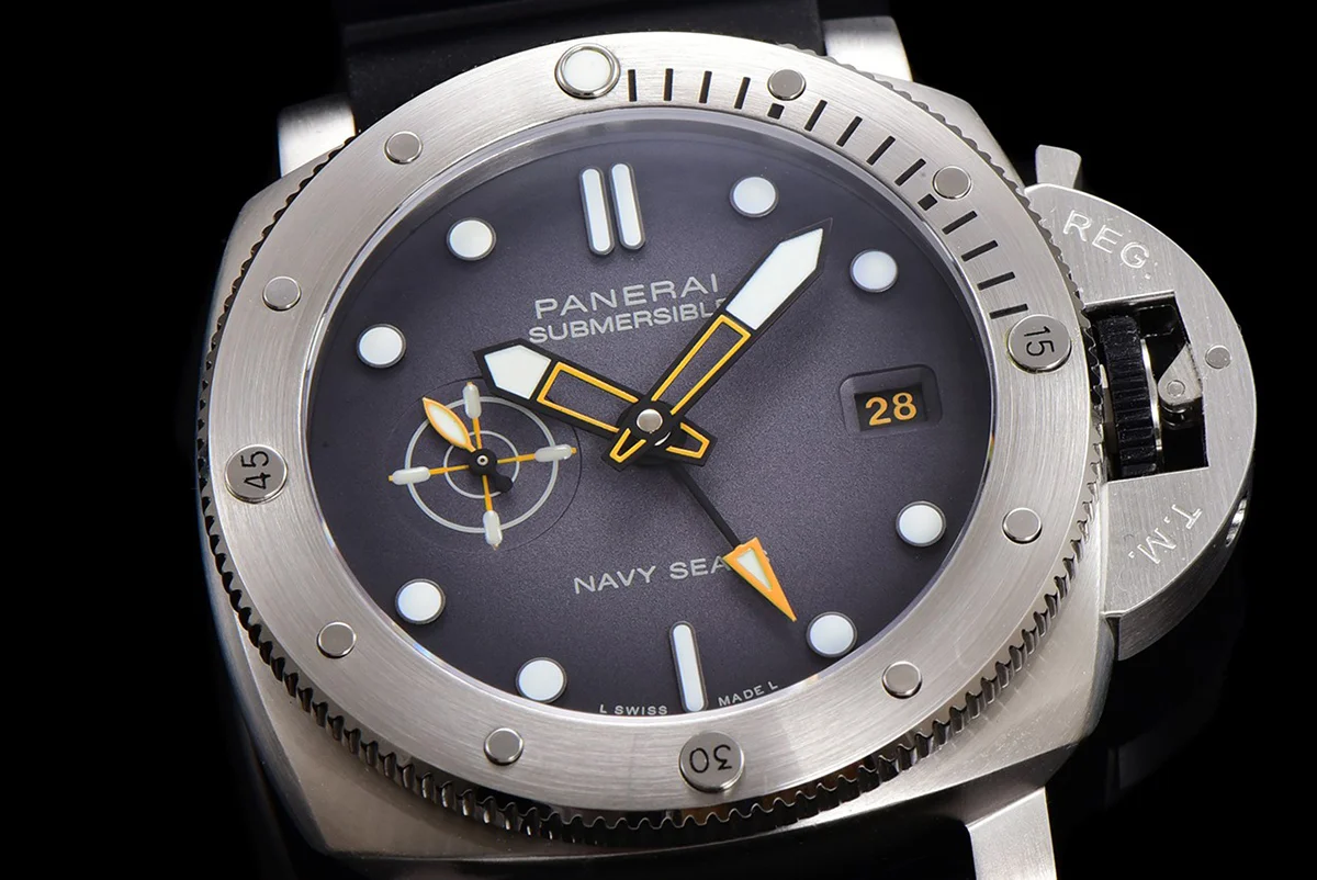 PAM1323 Submersible GMT Navy Seals 44mm