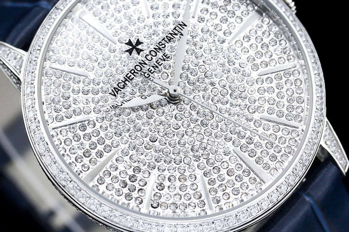 Patrimony Self-Winding Jewellery Diamond Paved Dial in White Gold