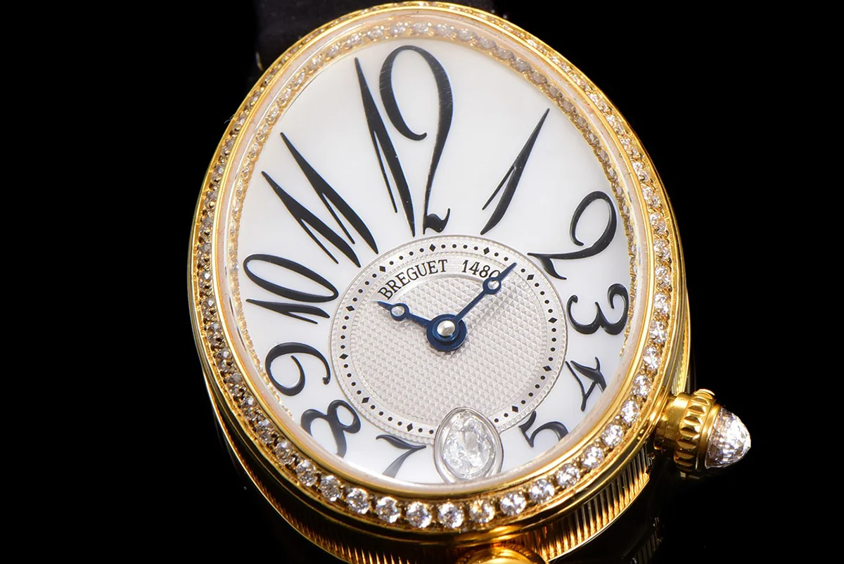 Reine de Naples in Yellow Gold 8918BA