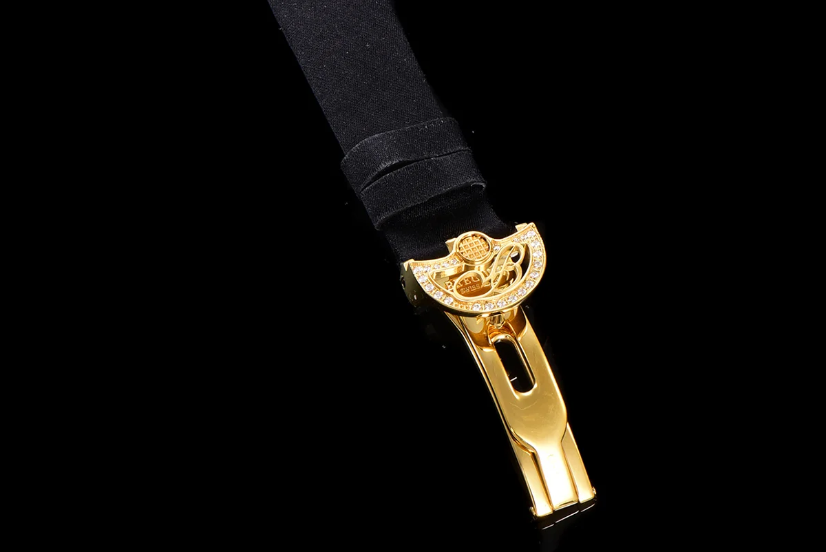 Reine de Naples in Yellow Gold 8928BA Black Leather Strap