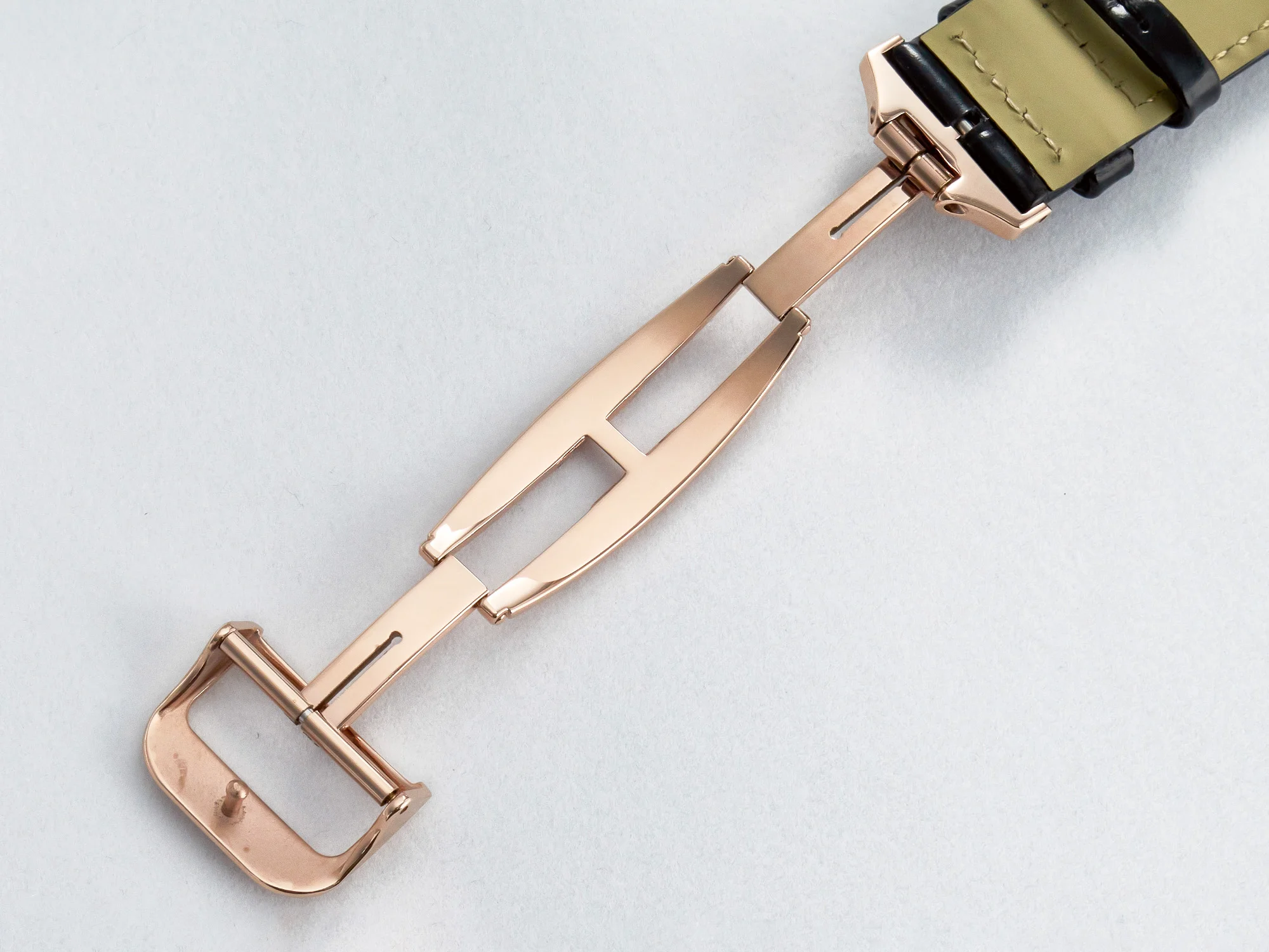 Reverso Classic Duoface Small Seconds RG MGF Best Edition White Textured Dial on Black Leather Strap A854A