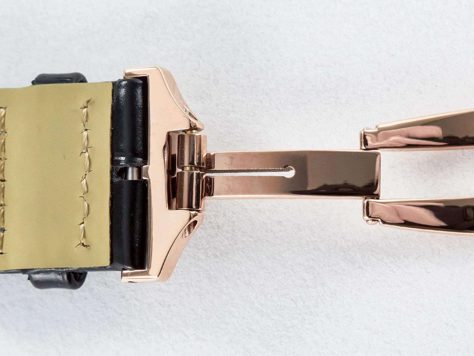 Reverso Classic Duoface Small Seconds RG MGF Best Edition White Textured Dial on Black Leather Strap A854A