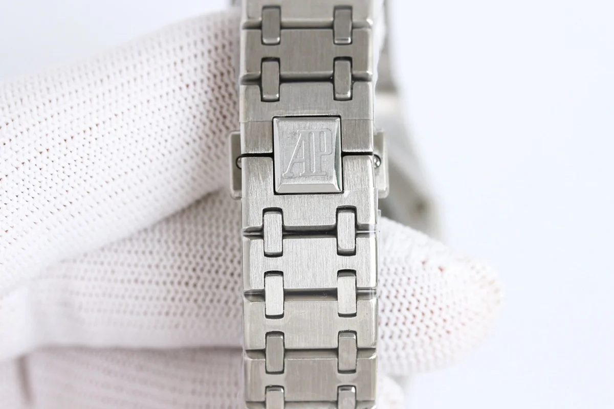 Royal Oak 15550 Black Dial 1017 ALYX 9SM in White Gold