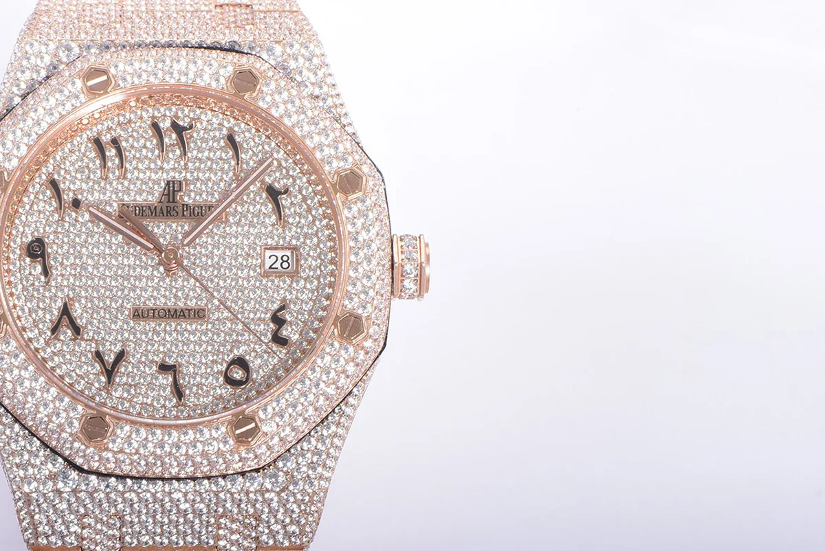 Royal Oak 41mm 15400 Iced Out Rose Gold in Arabic Markers