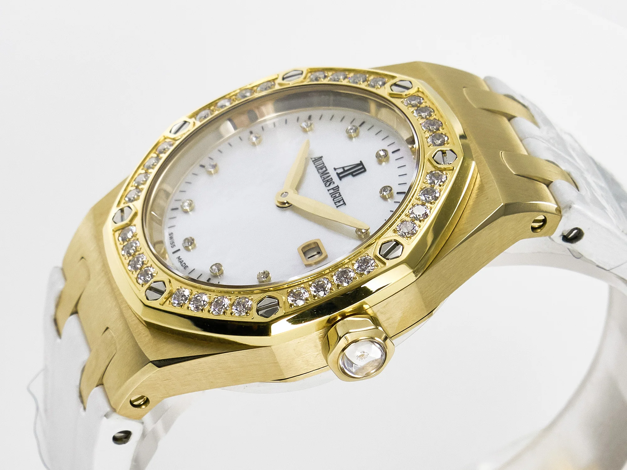 Royal Oak Ladies 33mm YG DRF Best Edition MOP Dial Diamonds Bezel on White Rubber Strap ETA Quartz
