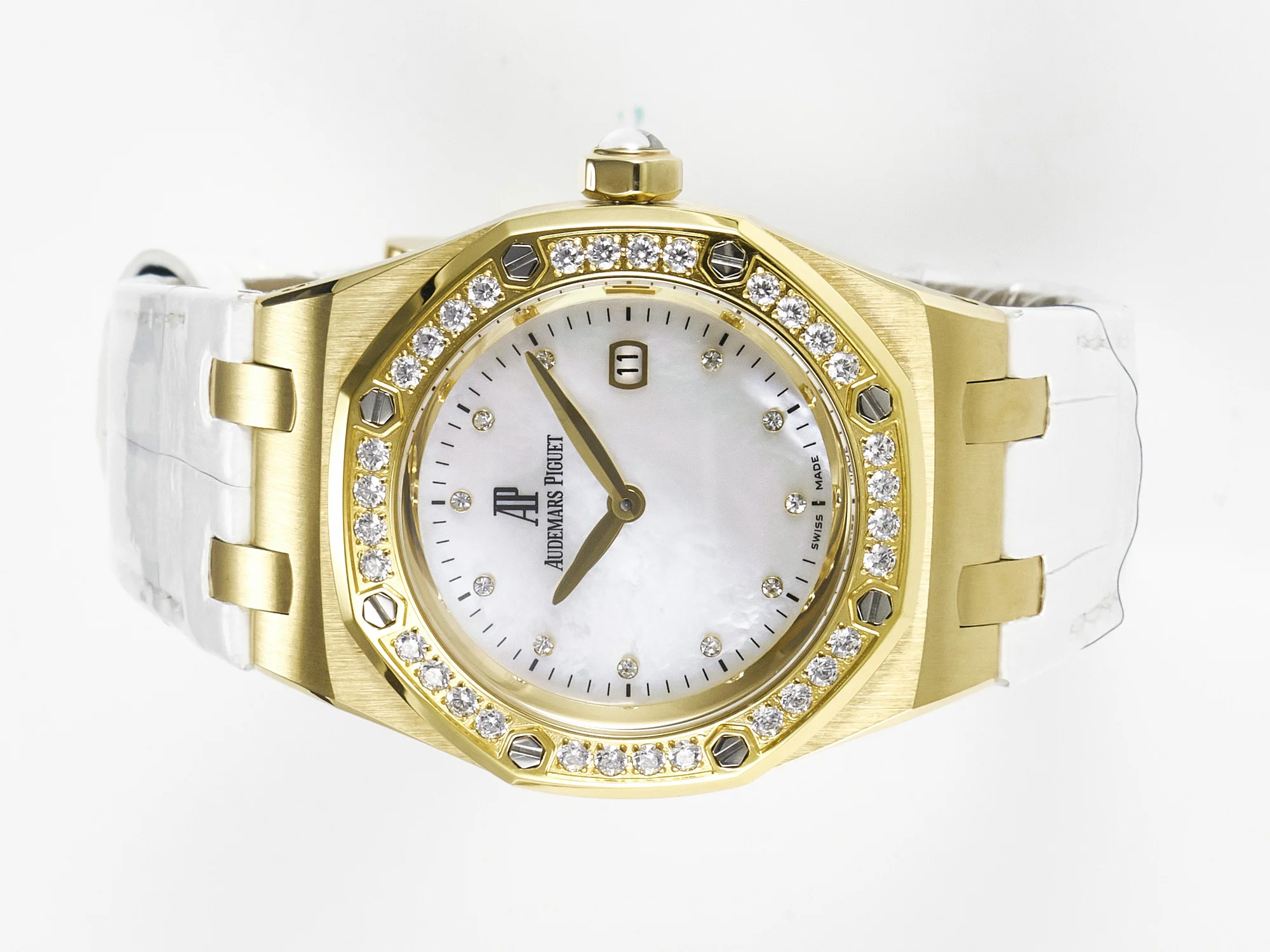 Royal Oak Ladies 33mm YG DRF Best Edition MOP Dial Diamonds Bezel on White Rubber Strap ETA Quartz
