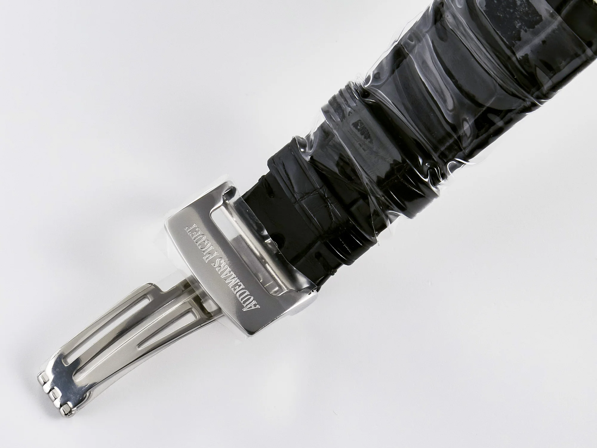 Royal Oak Offshore Ladies 33mm SS DRF Best Edition Black Dial Diamonds Bezel on Black Leather Strap ETA Quartz