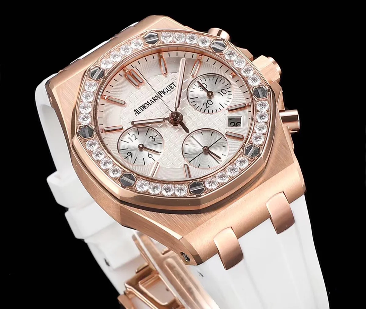 Royal Oak Offshore Selfwinding Chronograph 37mm White Dial in Rose Gold